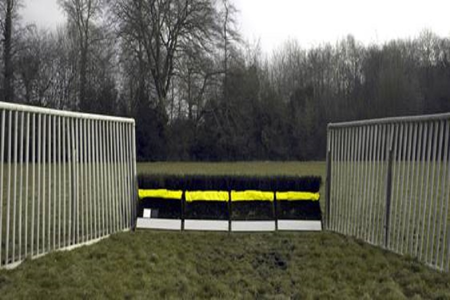 Racing Foundation funded equine vision research leads to trial of new fence design Image Racing Foundation funded equine vision research leads to trial of new fence design Image